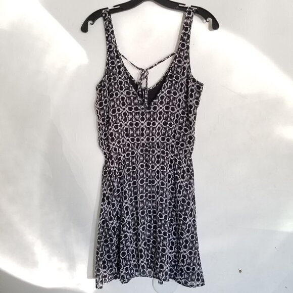Hollister Sleeveless Coverup Pullover Cinch Geometric Print Dress Size XS - Picture 3 of 9